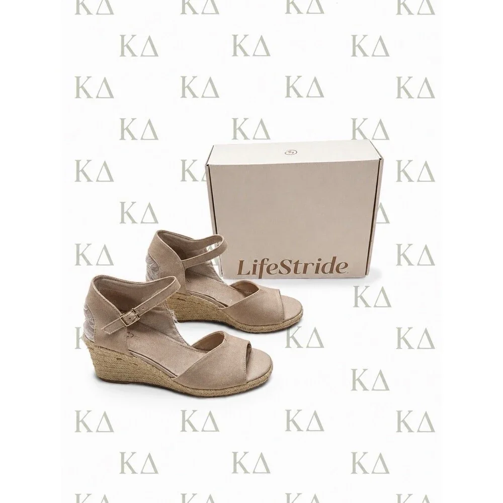 Lifestride Tess Wedge In Taupe Canvas Size 11M New In Box